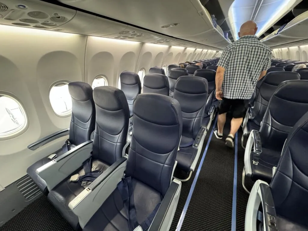 tui cigarette prices 2024 Review: TUI Airways 737 (LGW-REU)