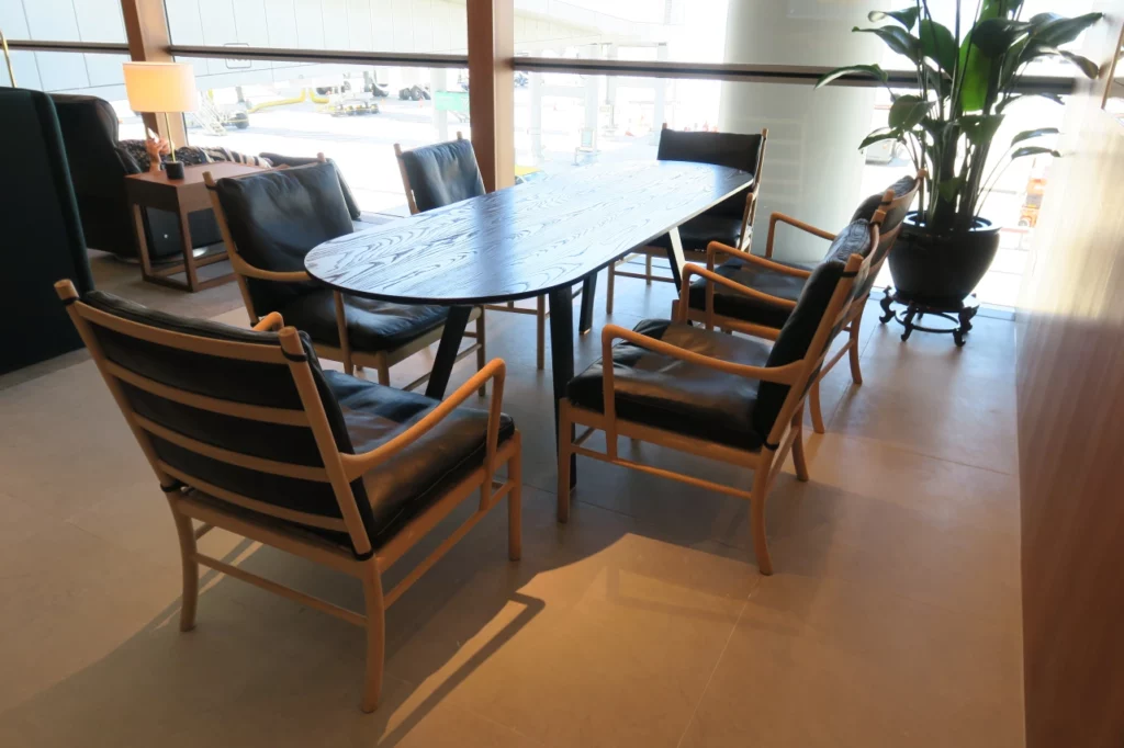 a table and chairs in a room