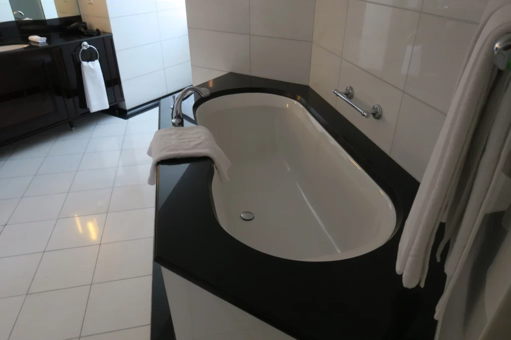 a bathtub in a bathroom