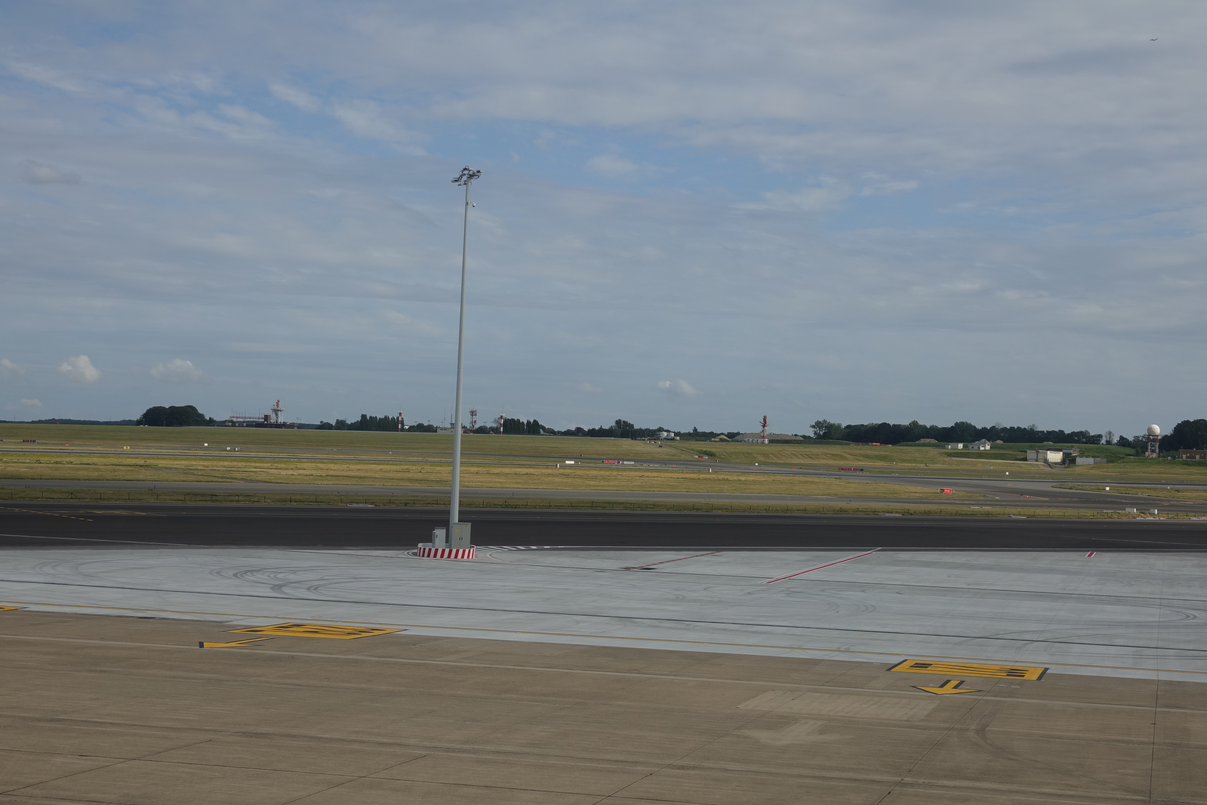 a light pole on a runway