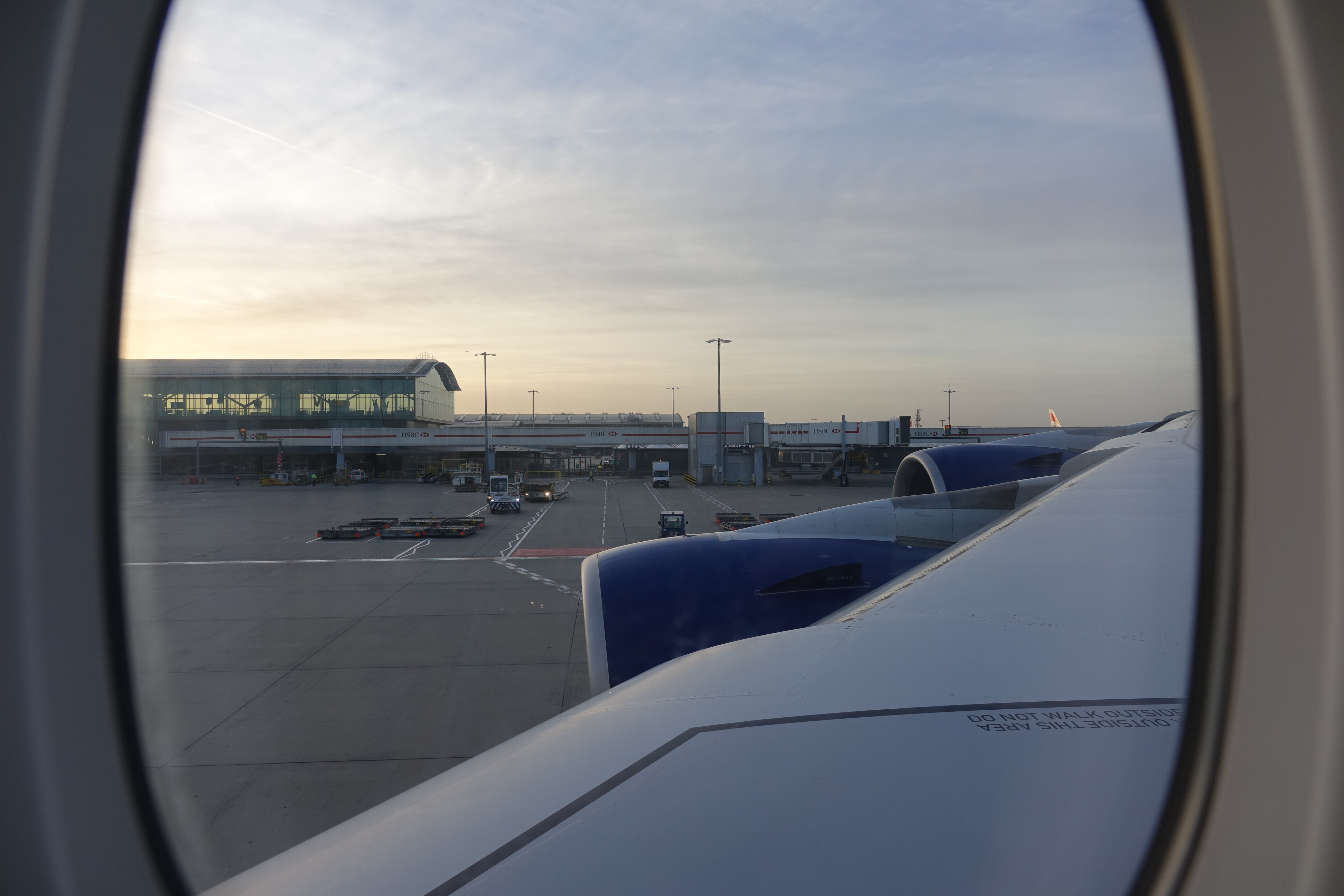 an airplane wing at an airport