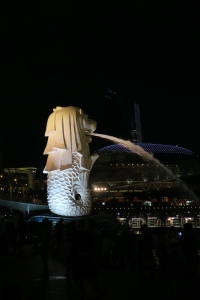 a statue of a lion with a head of a lion