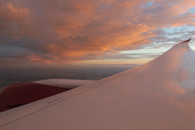 an wing of an airplane