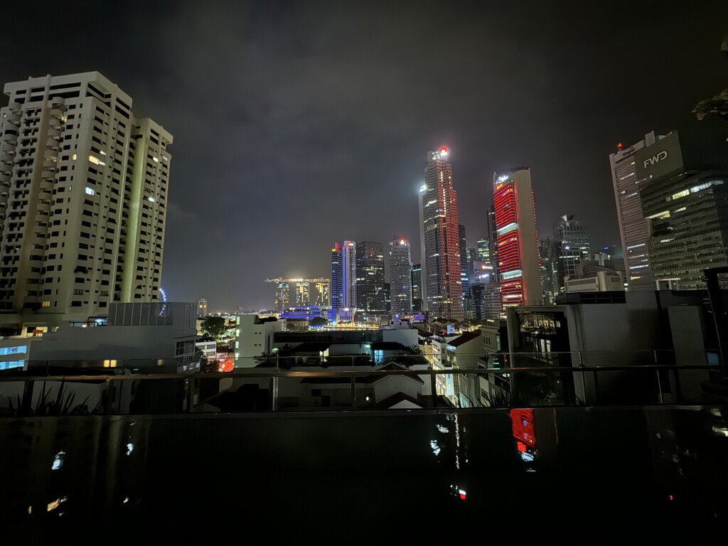 a city skyline at night