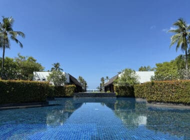 Invalid request error occurred.