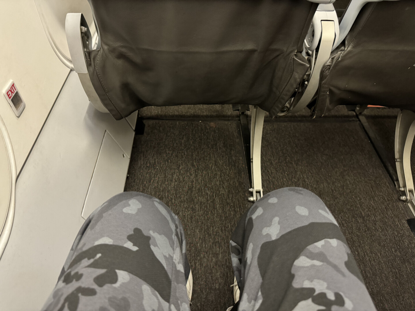 Review: Jetstar Asia A320 (HKT-SIN) - The Alviator