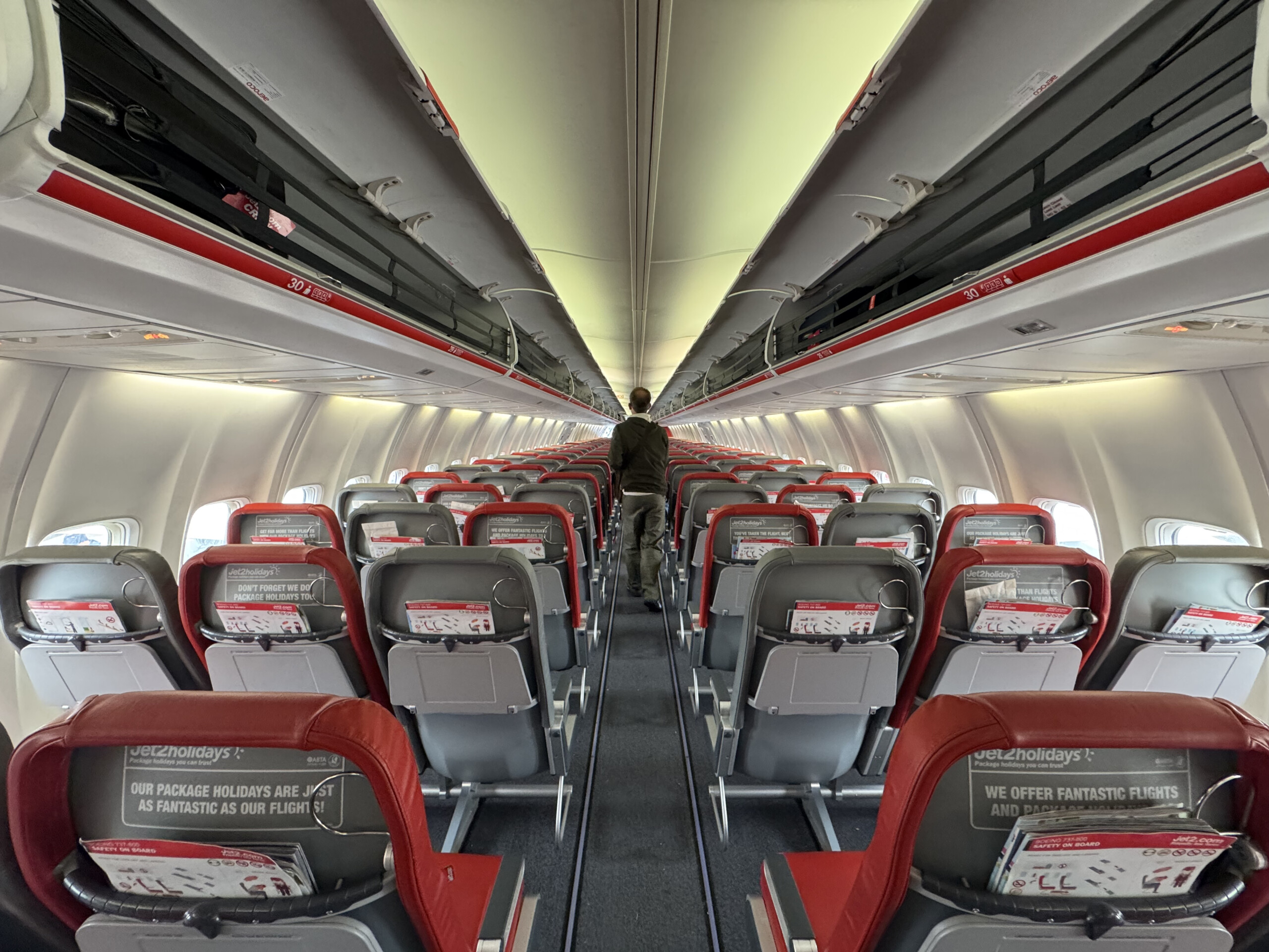 Review: Jet2 737 (STN-SPU)
