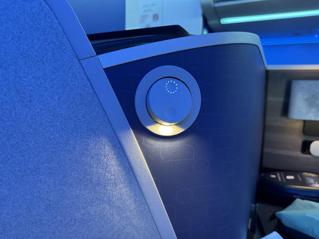 a close up of a machine